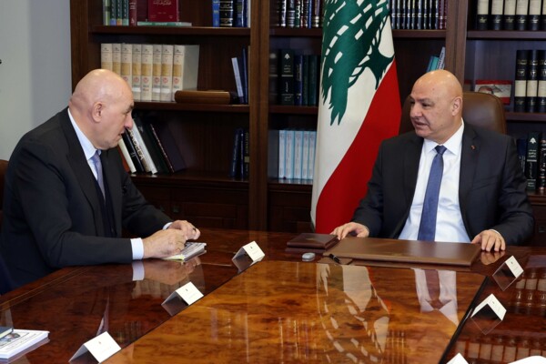 الرئيس عون لوزير الدفاع الإيطالي: نرحب بمشاركة إيطاليا ودول أوروبية أخرى بأي قوة تحل محل اليونيفيل بعد اكتمال انسحابها