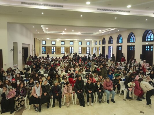 النشرة: مسرحية بمناسبة عيد الميلاد في دار حاصبيا بحضور طلاب من مدارس في حاصبيا ومرجعيون