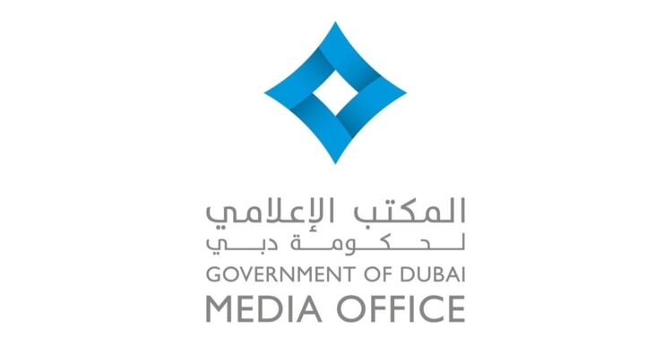 حكومة دبي: التعامل مع حادثَين نتيجة سقوط مسيّرة في منطقة البدع وسقوط شظايا على واجهة مبنى