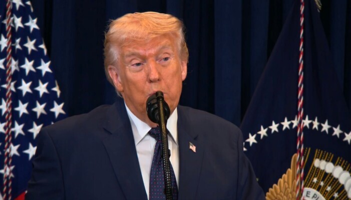 نيويورك تايمز عن مصادر: ترامب أبلغ مستشاريه عدم رضاه عن آخر مقترح إيراني لإعادة فتح مضيق هرمز وإنهاء الحرب