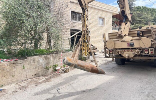 الجيش: تفكيك قنبلة طيران غير منفجرة في بلدة تبنين – بنت جبيل