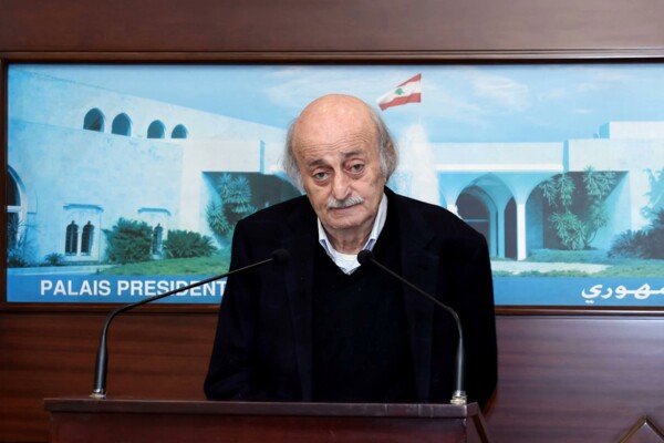 سلسلة لقاءات ديبلوماسية لوليد جنبلاط في كليمنصو