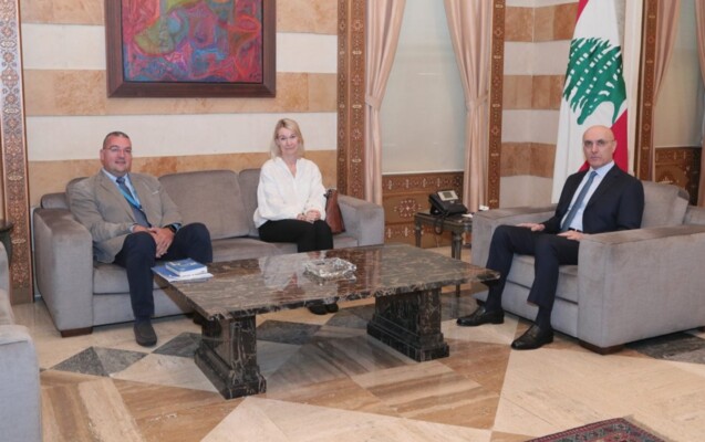 الحجار بحث مع ممثلة مفوضية اللاجئين بالأوضاع الإنسانية وخطة عودة النازحين السوريين
