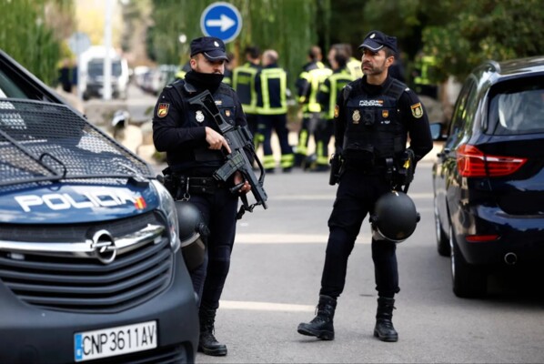 الشرطة الإسبانية: القبض على شخصين بتهمة الإرهاب في إقليم الباسك الإسباني