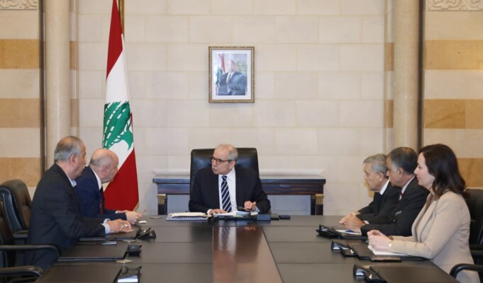 وفد من الاتحاد العمالي العام التقى سلام: نرفض أي زيادات ضريبية أو رسوم إضافية تُفرض على الشعب اللبناني