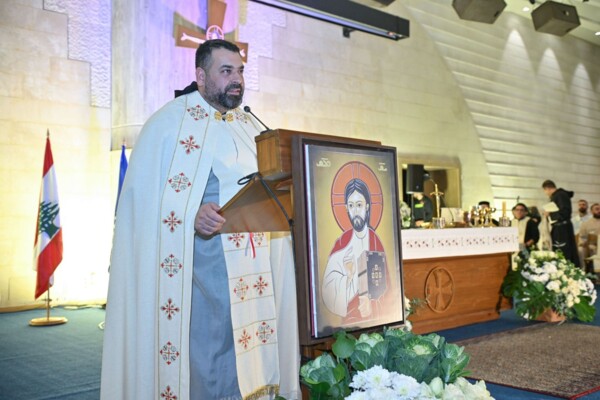 الأب غييرمي في ضيافة جامعة الروح القدس- الكسليك: نؤكد على ضرورة المحبة والحوار