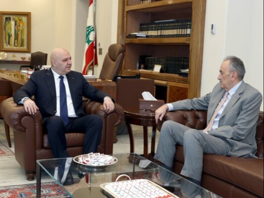 الرئيس عون اطلع من سيمون كرم على مداولات الاجتماعات التي عقدت في روما وزوده بتوجيهاته للمرحلة المقبلة