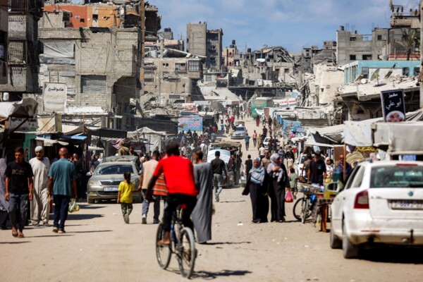 الجيش الإسرائيلي اعلن انه سيغلق آخر ممر متاح للمتجهين شمالا من جنوب غزة