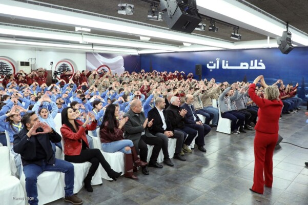 جعجع في اختتام رسيتال ميلادي لكشافة الحرية: نعمل ليعيش أطفال لبنان فرحة العيد ولنصبح دولة فعلية لا نظرية