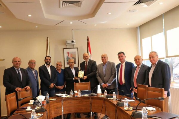 البساط زار غرفة زحلة والبقاع: نؤكد على مركزية البقاع وأهميته في أي نظرة اقتصادية مستقبلية في البلد