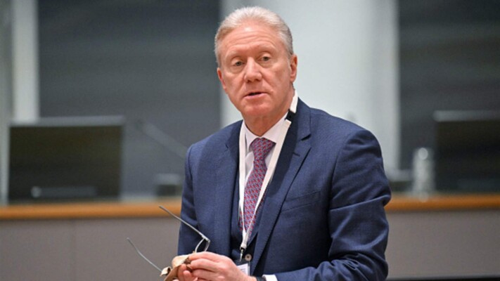 رجي تلقى اتصالا من نظيره القبرصي: لبنان يعوّل على أصدقائه بهذه المرحلة الحساسة لتحريك الأطر الدبلوماسية كافةً