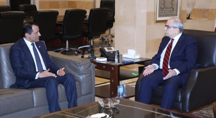 سلام استقبل السفير القطري في السراي الحكومي