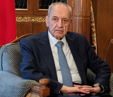 مكتب بري: معلوم أننا لسنا مع التفاوض المباشر مع اسرائيل والثقة بين بري وجماهيره راسخة رسوخ الجبال