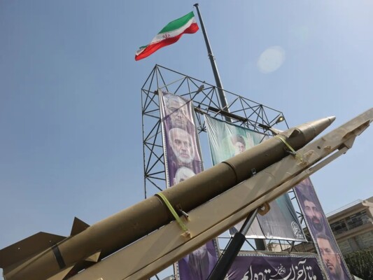 المتحدث العسكري الإسرائيلي: رئيس الأركان وقائد القيادة المركزية صدقا على خطط عسكرية في إيران لمدة شهر كامل