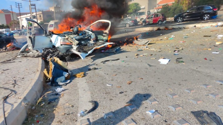 جرحى من الصليب الأحمر في استهداف السيارة بصور
