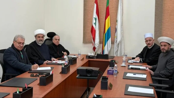 لجنة متابعة القمة الروحية دعت لتوظيف زيارة البابا لتعزيز الوحدة الوطنية ودعم الدولة ووقف الاعتداءات الإسرائيلية
