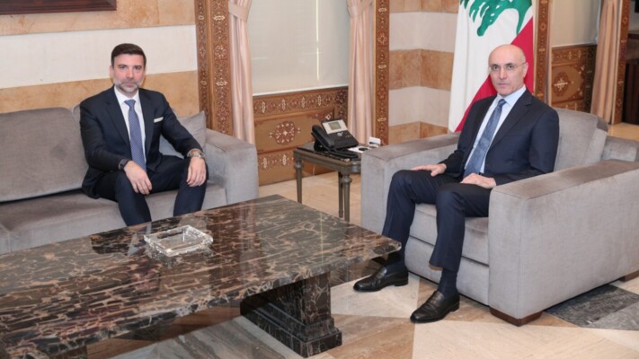 الحجار استقبل سفير لبنان بالإمارات وناقش مع وفد مطالب أصحاب الشاحنات العاملة على المازوت