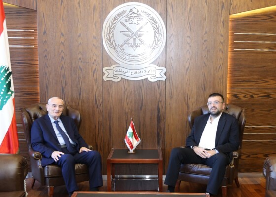 وزير الدفاع بحث مع الصمد أوضاع العسكريين والمتقاعدين والتقى احمد الحريري