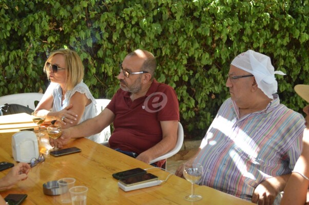 جولة إعلامية فنية في شاتو سان توماس دعما لإنتاج النبيذ اللبناني