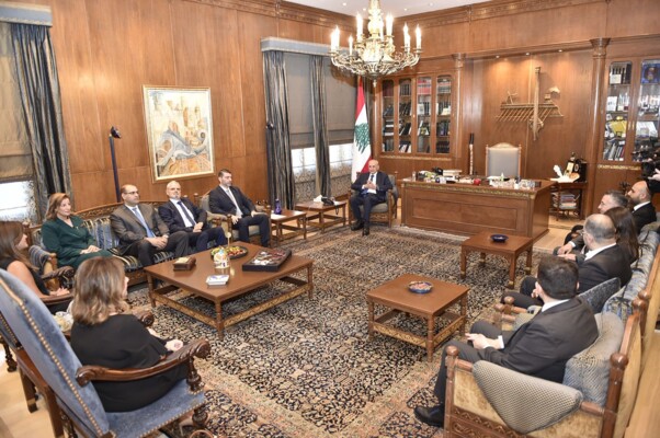 وفد من نقابة الصيادلة بحث مع بري تسريع اقرار القوانين المتعلقة بالمهنة