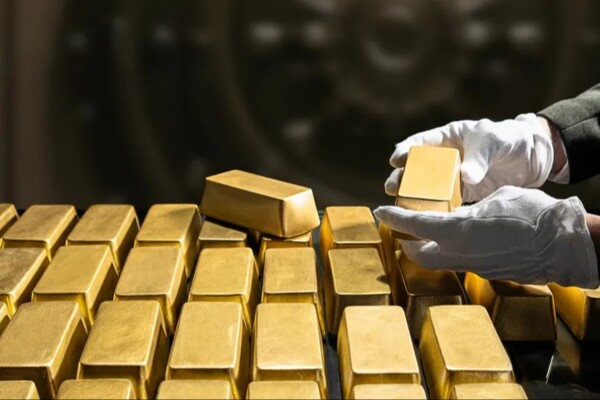 "رويترز": الذهب يتراجع مع تجدد التوتر بين أميركا وإيران