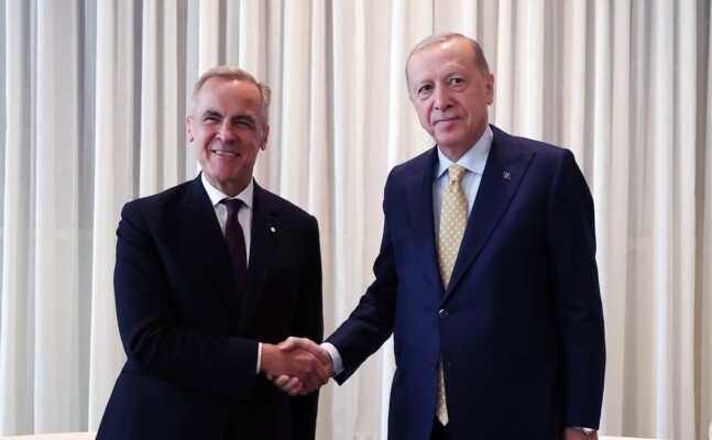 أردوغان بحث مع كارني بقضايا دولية: نعمل على رفع مستوى العلاقات بين البلدين