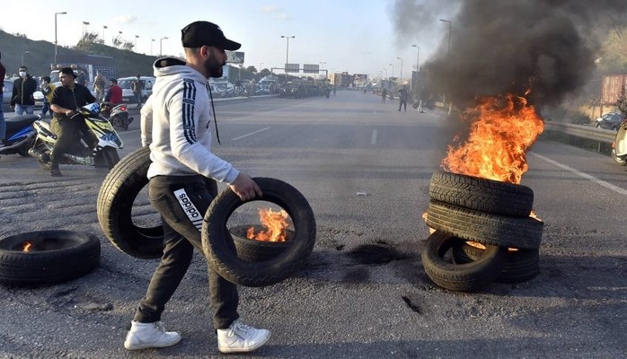 الفوضى تقرب حكومة الإنتخابات؟!