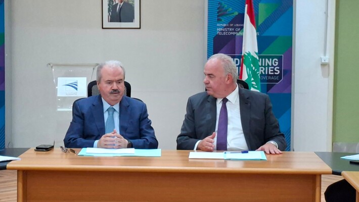 الحاج بحث مع جابر مستجدات ملف التهرّب الجمركي على الهواتف الخليوية المستوردة واستقبل سفير الكويت