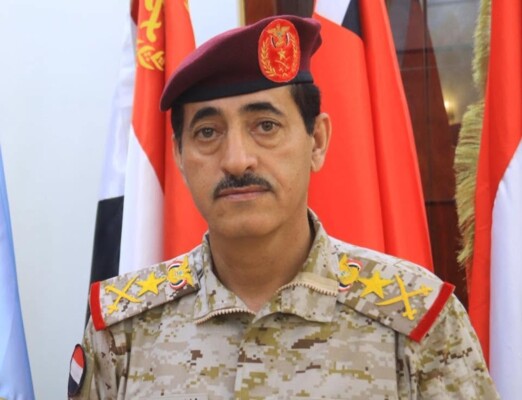وزير الدفاع اليمني: سنتصدى للطائرات الإيرانية المنتهِكة للسيادة اليمنية بجميع الوسائل
