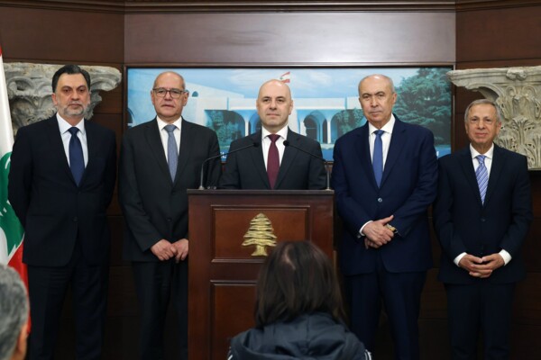 حاصباني بعد لقاء وفد من نواب بيروت عون: أكدنا الوقوف إلى جانب الدولة ورئيس الجمهورية والمؤسسات الشرعية