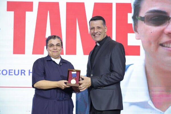 جمعية من حقي الحياة احتفلت بعشاءها السنوي في جبيل وكرمت الداعمين لمسيرتها في الذكرى الـ15 لتأسيسها