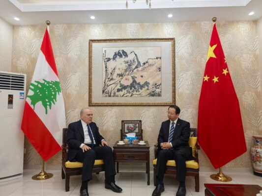 السفير الصيني بحث مع اميل رحمه في الوضع الراهن في لبنان والمنطقة