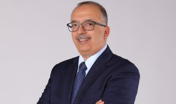 الدكتور يوسف اندراوس يبتكر تقنية جراحية جديدة لمعالجة النزيف وتحصل على اعتماد أوروبي