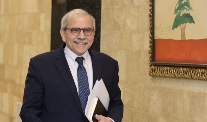 نواف سلام: طموح عالمي لوراثة غوتيريش أم هروب من أزمة لبنان؟