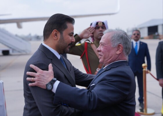 رئيس وزراء العراق بحث مع ملك الأردن بالعلاقات الثنائية: حريصون على تعزيز التعاون