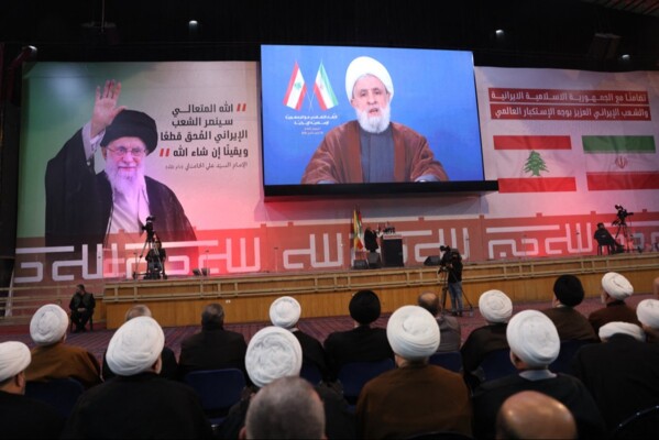 الشيخ قاسم إلى مجتبى الخامنئي: نحن على العهد مع قيادتكم كما كنا وندعو لكم بالتوفيق والسداد لتحقيق آمال شعبكم
