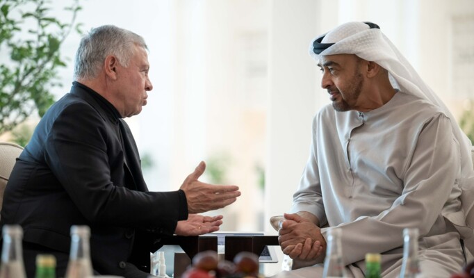 ملك الأردن اتصل برئيس الإمارات متضامنًا: ندعم جميع الإجراءات التي تتخذها لحماية أمنها