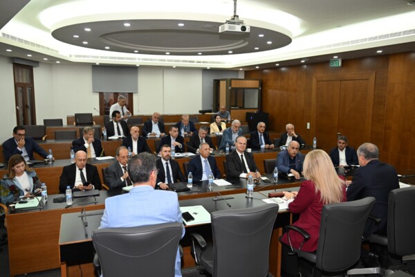 لماذا يخاف البعض فتح قانون الانتخاب الآن؟