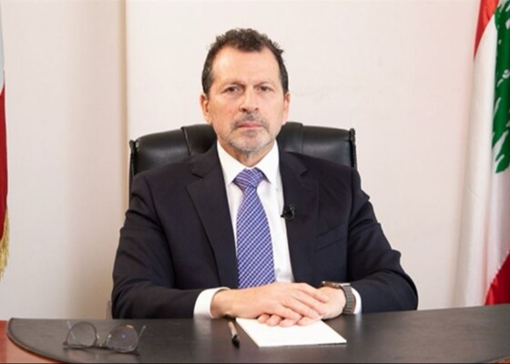 شحادة رحّب بالتعليم الافتراضي في المدرسة الإنجيلية الوطنية في النبطية : التعليم الحضوري يبقى الخيار الأساسي