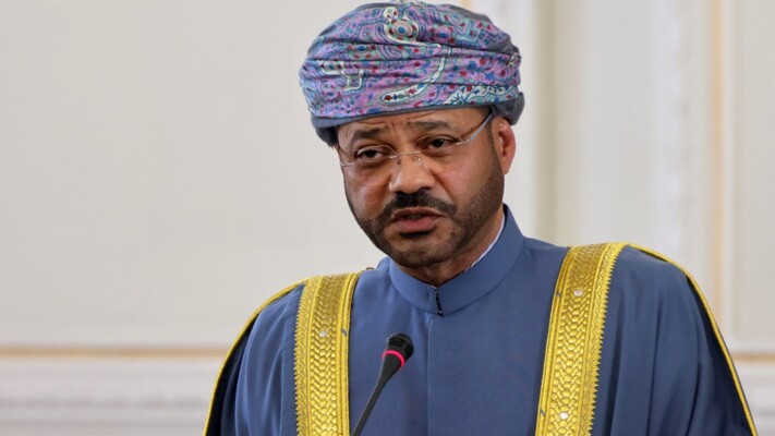 وزير خارجية عمان: انتهاء مفاوضات اليوم بعد إحراز تقدم ملحوظ بين أميركا وإيران ومناقشات فنية تعقد الأسبوع المقبل