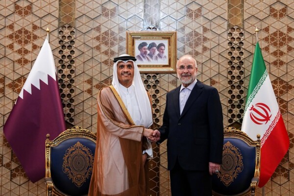 قاليباف خلال لقائه رئيس الوزراء القطري: الخطة الأميركية لفرض حصار اقتصادي على إيران لن تحقق نتائج