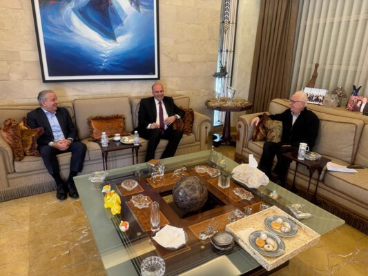 النائبان عون ودرغام زارا ضاهر وسكاف وقدما إليهما "مقترح حماية لبنان": التمسك بمرجعية الدولة والجيش ونبذ الإنقسامات