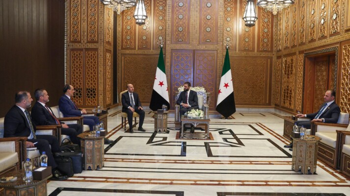 الشرع التقى في دمشق رئيس جهاز المخابرات التركي وبحث معه المستجدات الإقليمية