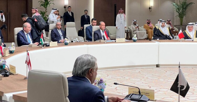 عبد العاطي من الرياض: لوقف الاعتداءات الإيرانية فورًا ونحذر من تداعيات النهج التصعيدي