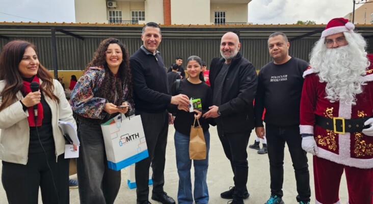 جمعية من حقي الحياة وجمعية نهاد الشامي وكسوة يزرعون الفرح في قلوب أطفال تكميلية الفيدار الرسمية