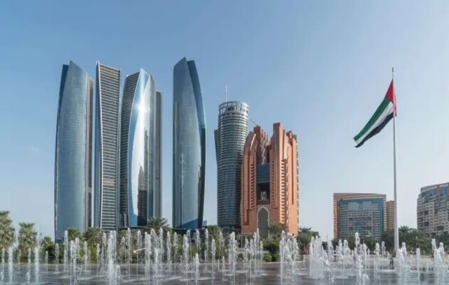 "وام": الإمارات تغلق مجالها الجوي جزئيا بشكل مؤقت كإجراء احترازي