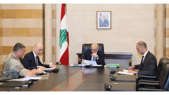رئيس الحكومة بحث مع الحجار ورسامني وكفوري في تحضيرات إعادة تشغيل مطار القليعات واستقبل النائب حيدر