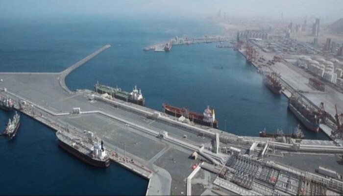 "رويترز": مخزونات المنتجات النفطية في الفجيرة بالإمارات عند أدنى مستوى في 9 سنوات