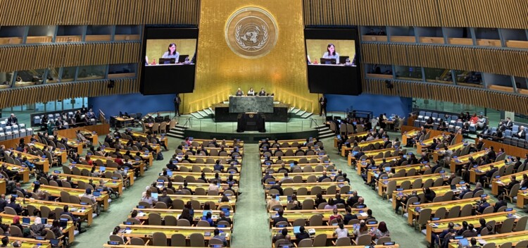 الجمعية العامة للأمم غير المتّحدة تجتمع على وقع طبول الحرب