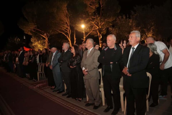 جعجع: لا يمكن بأي شكل من الأشكال أن يستبدل نائب دير الأحمر المسيحي بنائب من خارجها